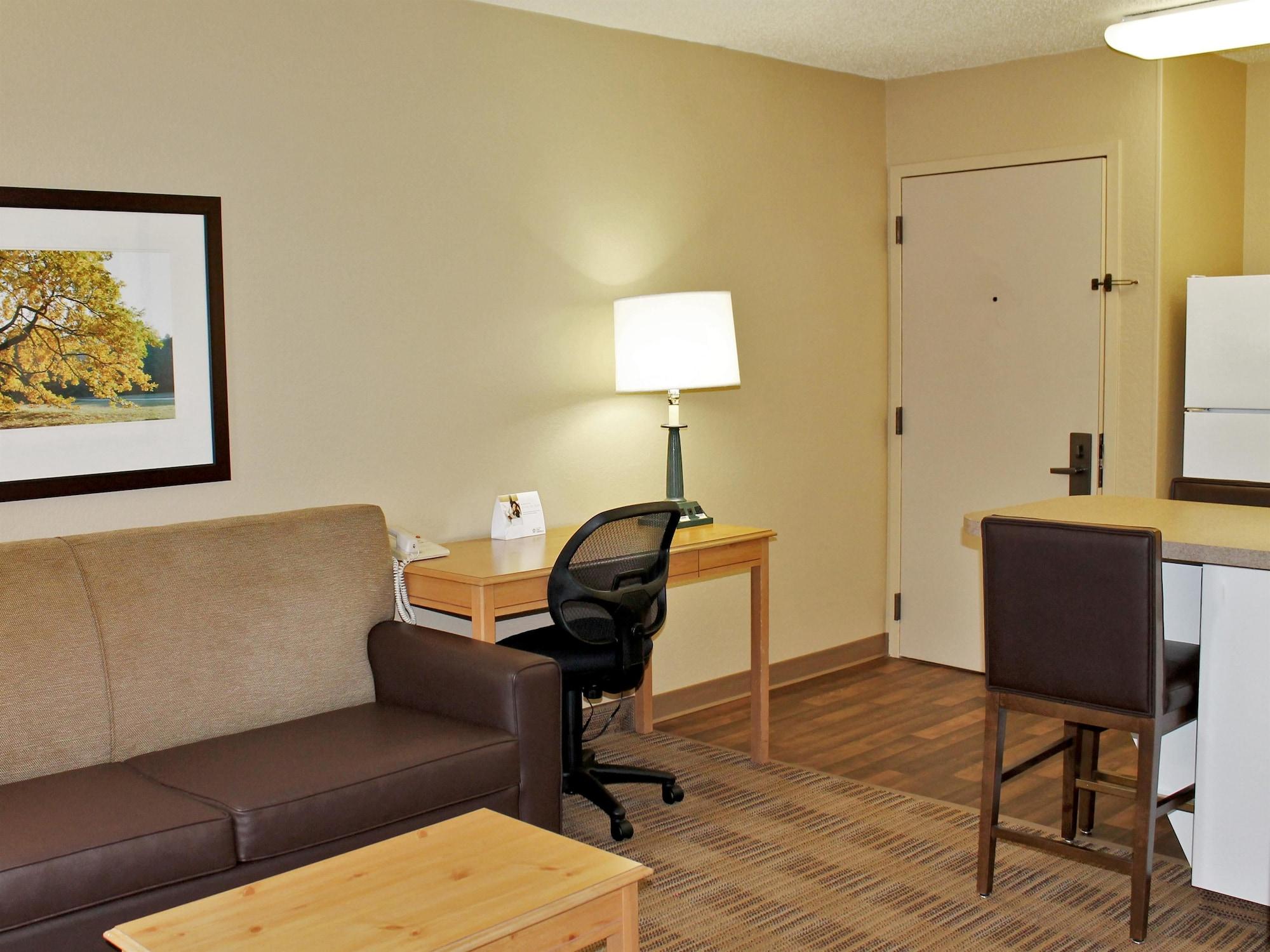 Extended Stay America Suites - Boston - Waltham - 52 4Th Ave Kültér fotó