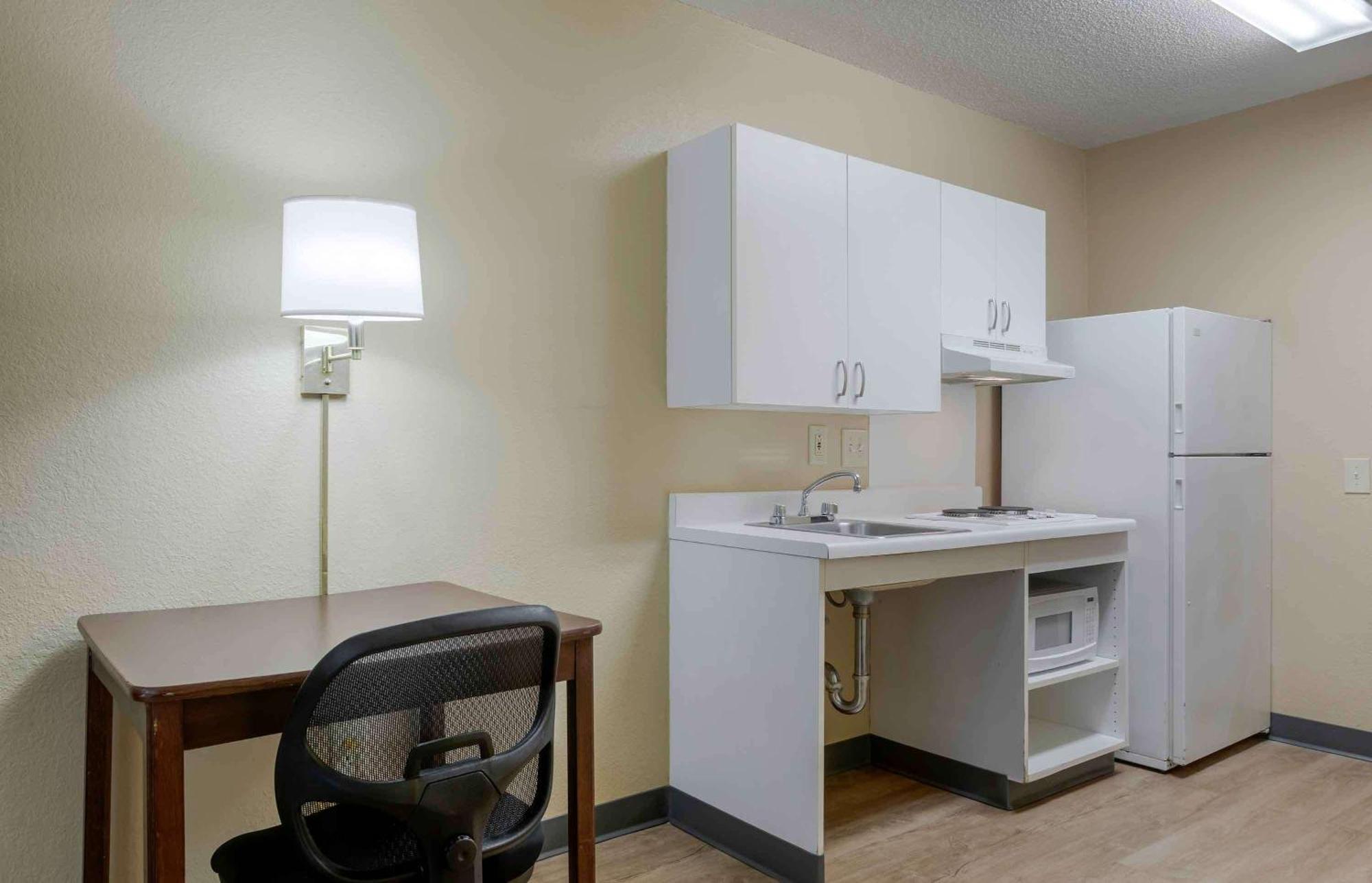 Extended Stay America Suites - Boston - Waltham - 52 4Th Ave Kültér fotó